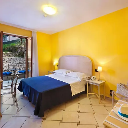 Rivage 3* Península Sorrentina