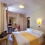 Rivage Otel 3*