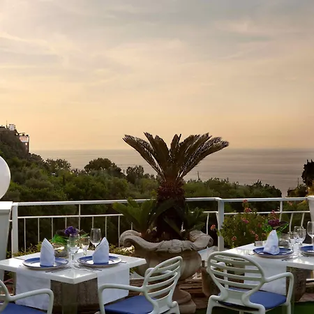 Rivage Sorrento
