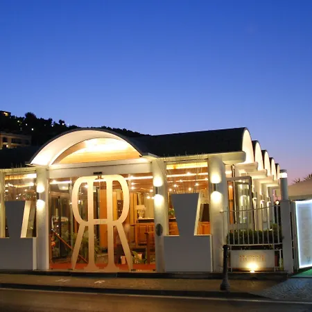 ホテル リヴァージュ